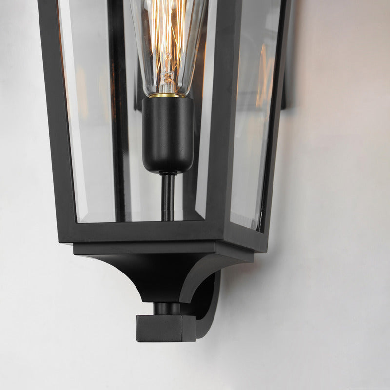 Sutton Place VX 1-Light Outdoor Sconce