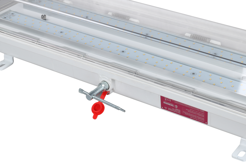 4FT LED Linear Explosion Proof Light, Class 1 Division 2, 7000 Lumens, 50W, 5000K, Beam Angle 120 degree, 100-277V, R Series