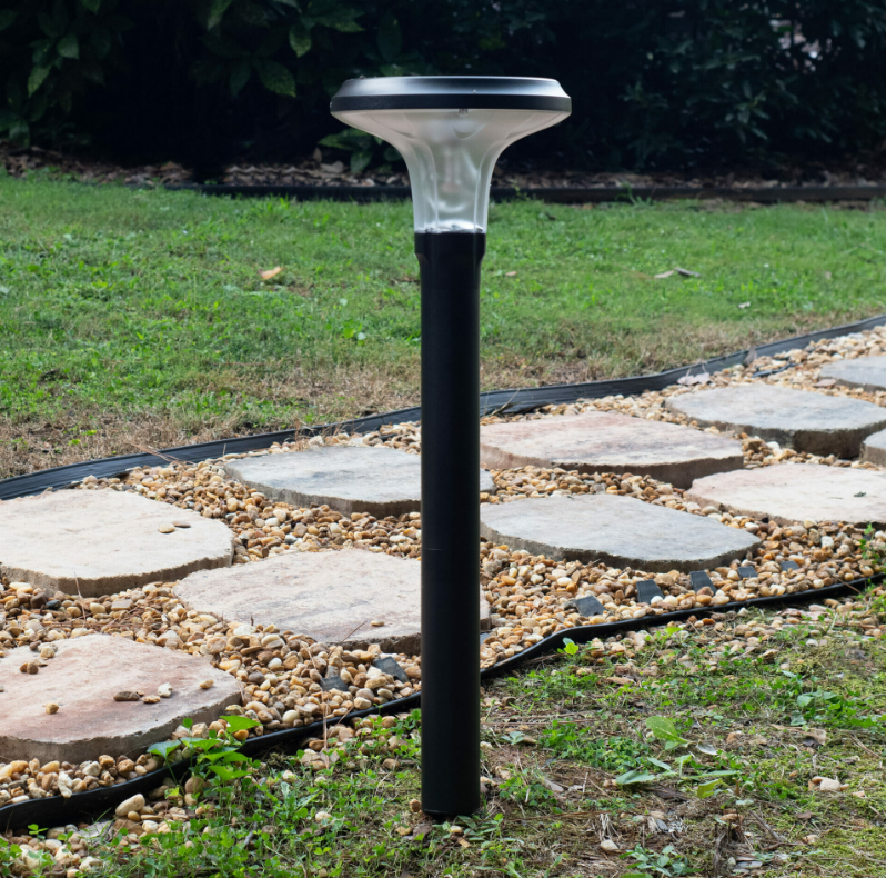 Vantage Bollard Solar Pathway Light, 200 Lumens, 4.5 Watts, 2700K CCT