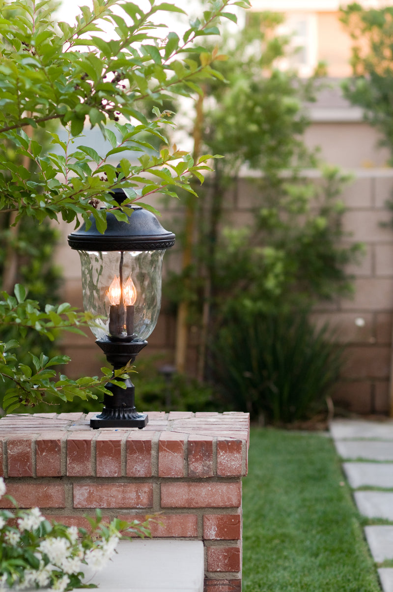 Carriage House DC 3-LT Outdoor Pole/Post Lantern