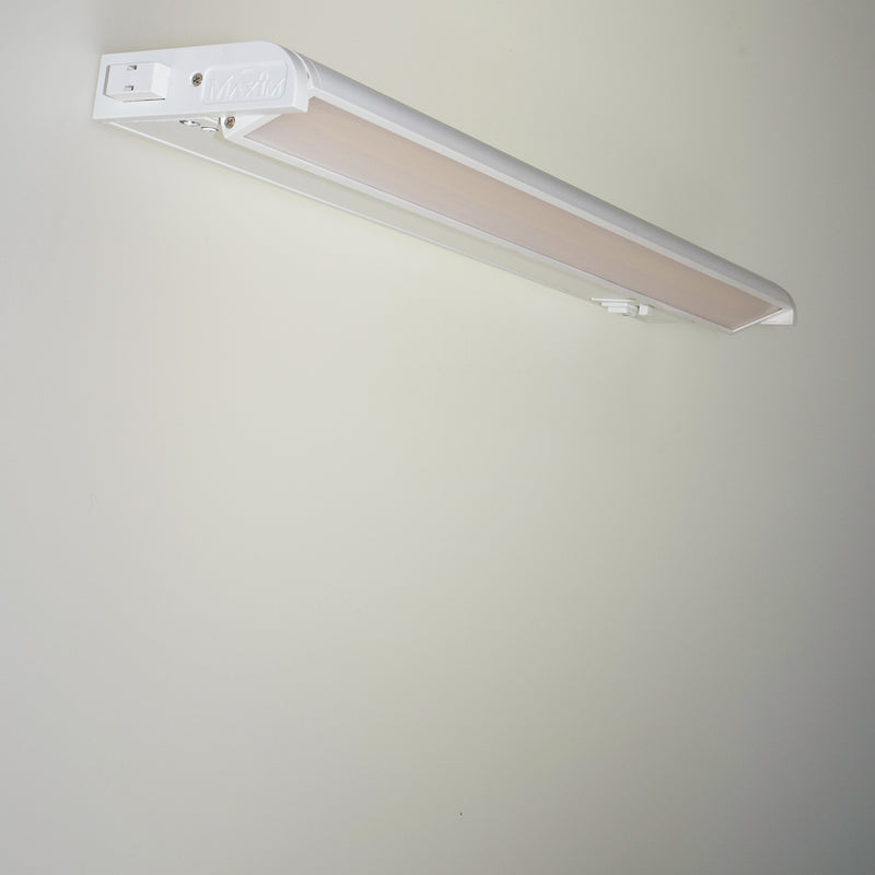 CounterMax 18" 2700-5000K LED Under Cabinet